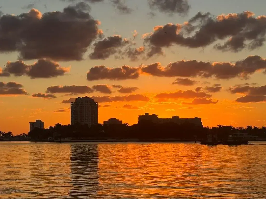 3055 Harbor Drive # 1402, Fort Lauderdale FL 33316