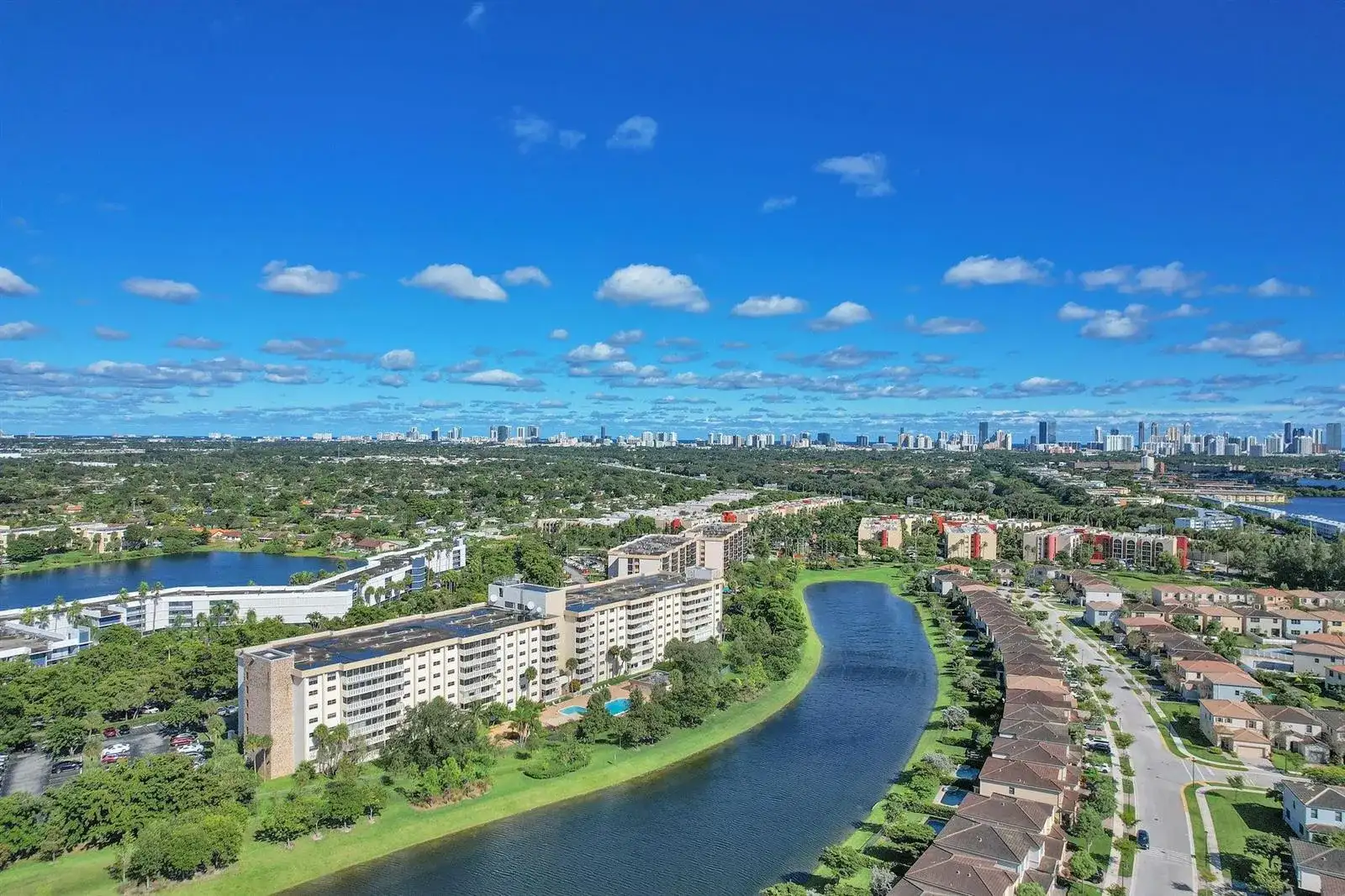 800 NE 195th Street # 601, Miami FL 33179 photo 3