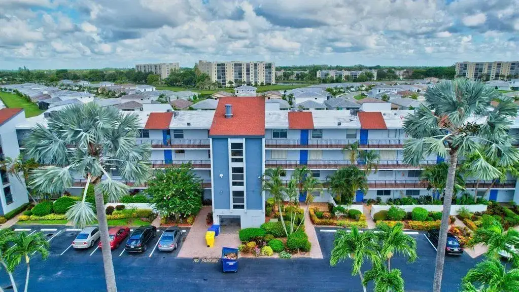 14747 Cumberland Drive # 206, Delray Beach FL 33446