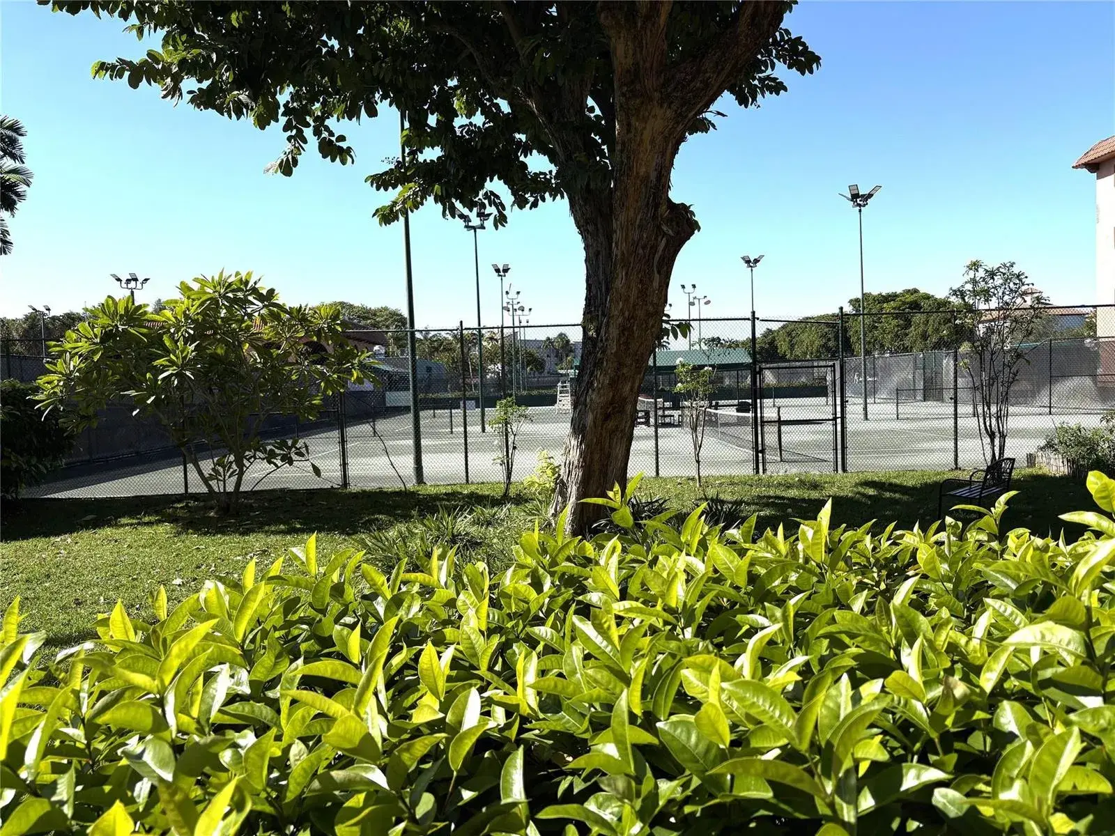 620 Tennis Club Drive # 105, Fort Lauderdale FL 33311