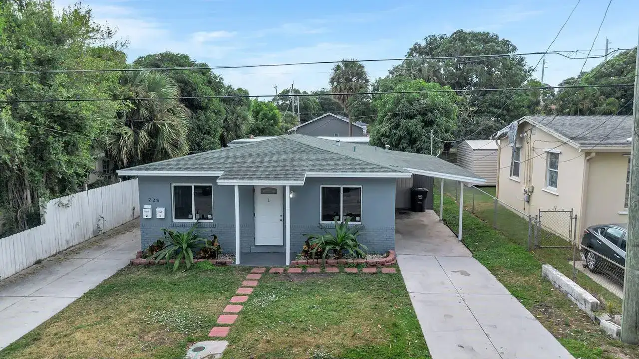 728 20th Street, West Palm Beach FL 33407 photo 5