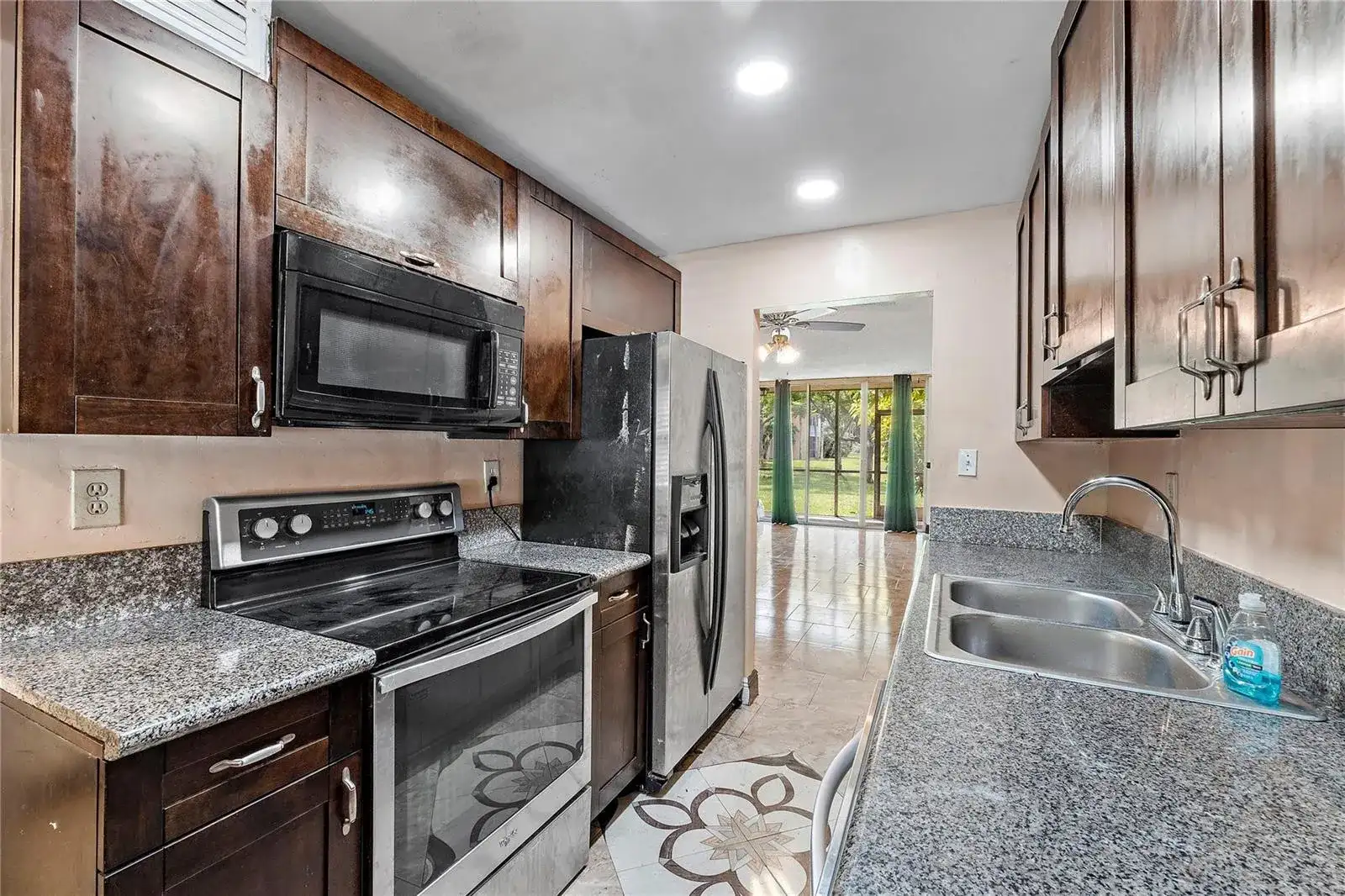 3141 NW 47th Terrace # 130, Lauderdale Lakes FL 33319 photo 2