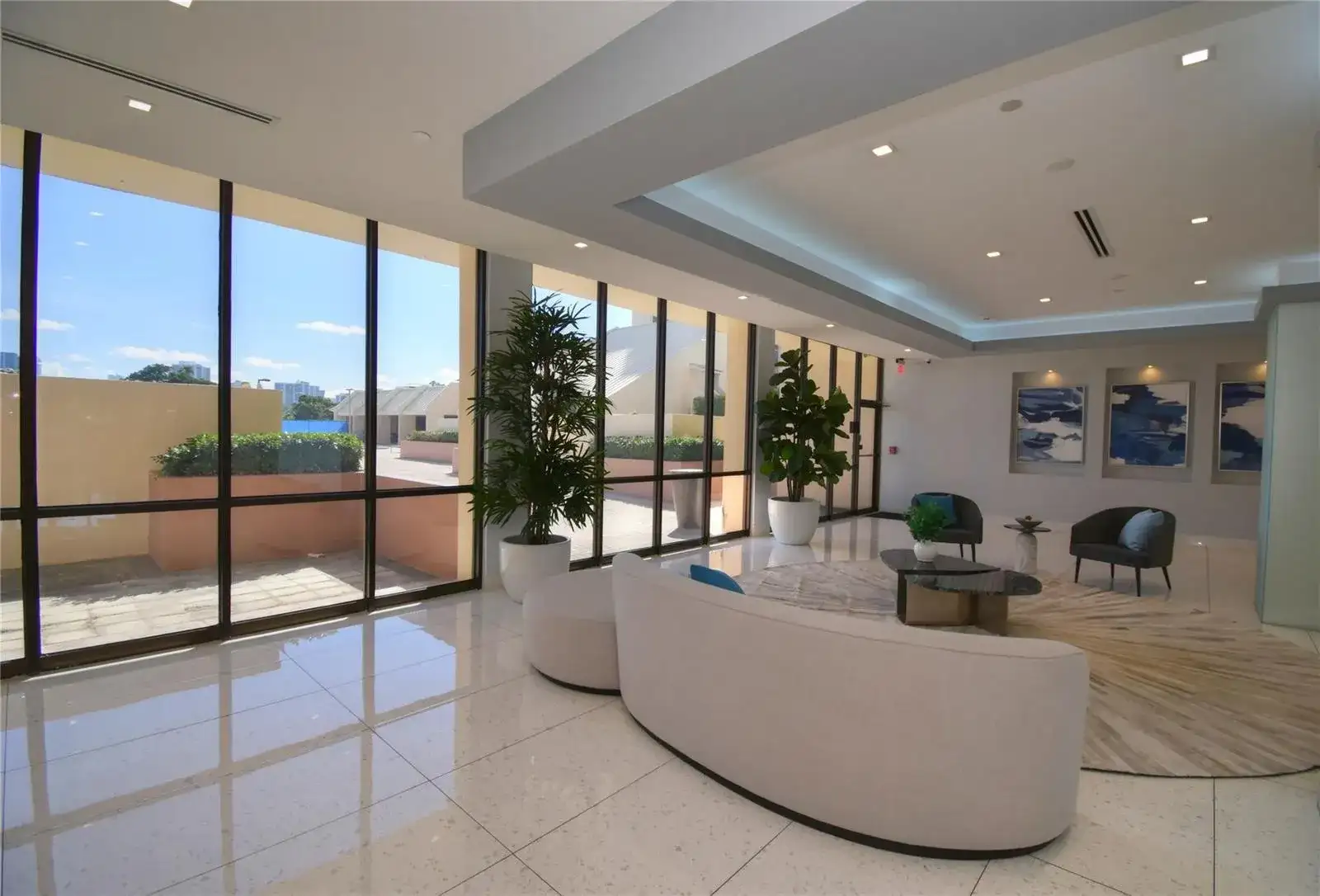 20301 W Country Club Drive # 930, Aventura FL 33180 photo 5