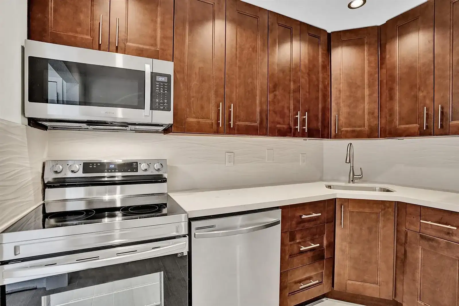 3115 Oakland Shores Drive # E109, Oakland Park FL 33309 photo 2