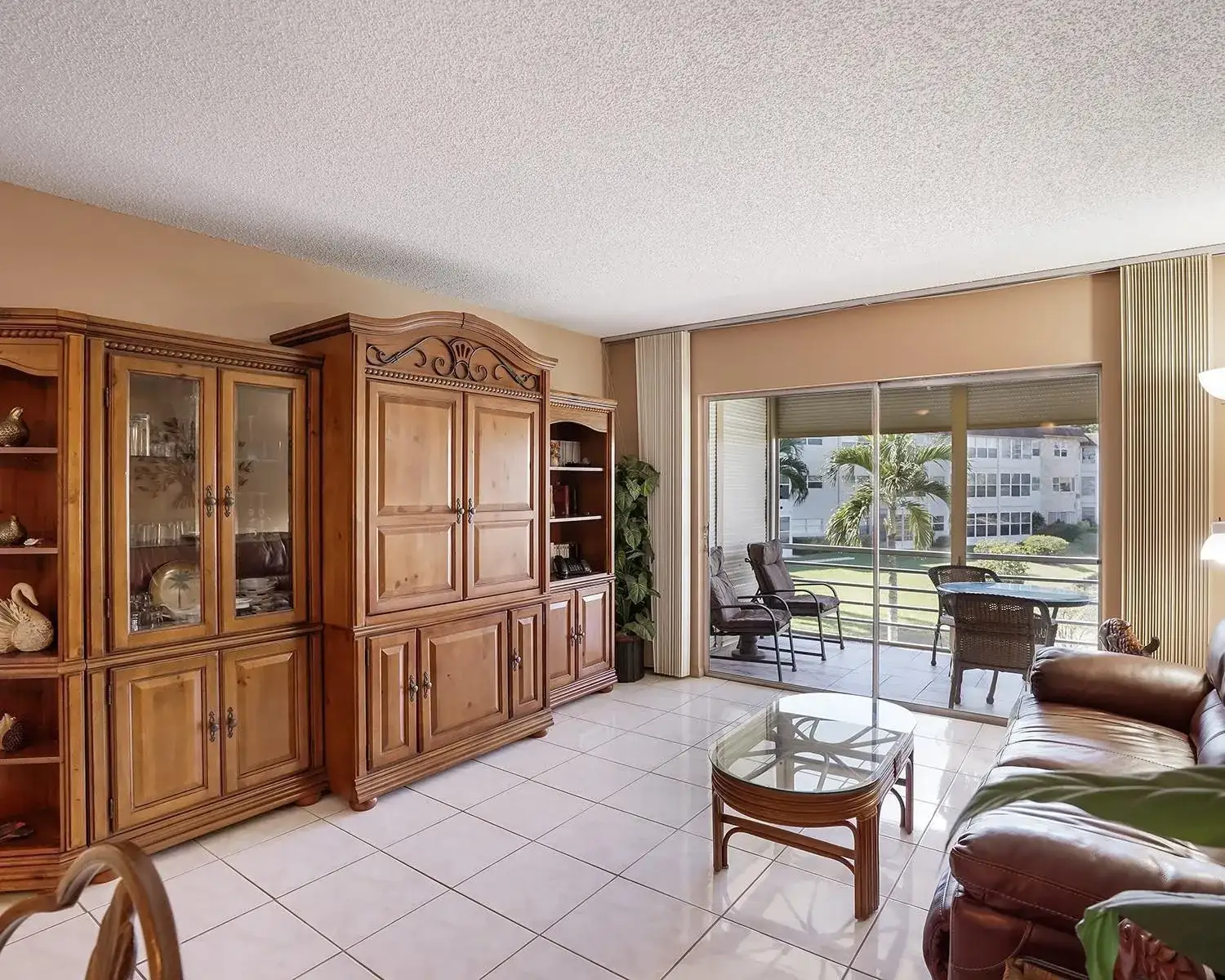 3501 NW 47th Avenue # 503, Lauderdale Lakes FL 33319 photo 4
