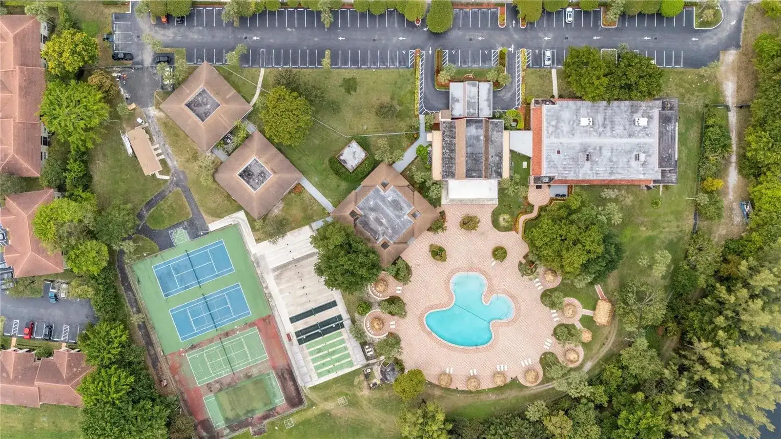 3150 Holiday Springs Boulevard # 308, Margate FL 33063 photo 2