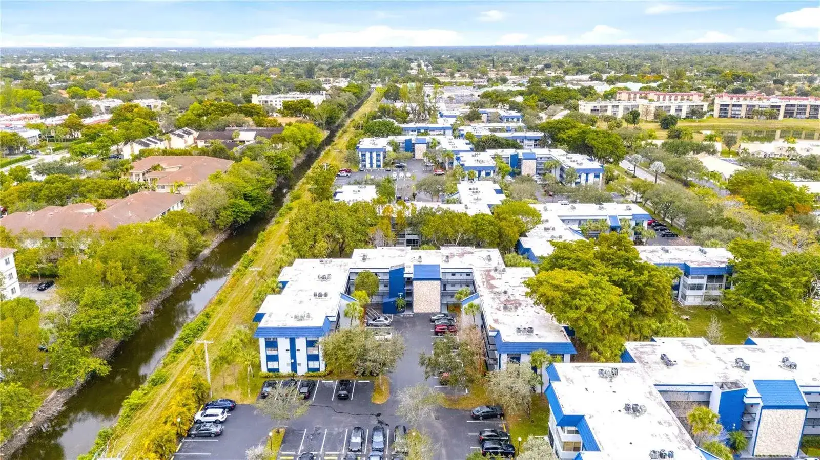 3150 Holiday Springs Boulevard # 308, Margate FL 33063 photo 3