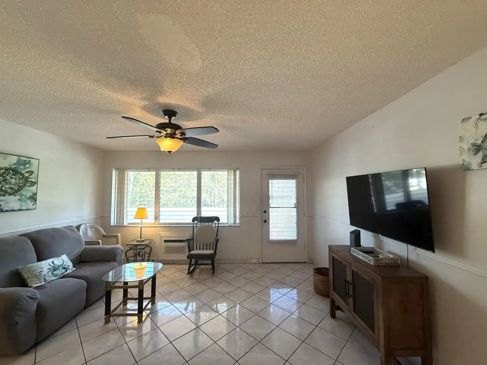 900 SW 10th Terrace, Hallandale Beach FL 33009 photo 3