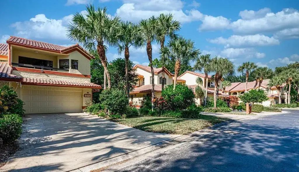 5425 10th Fairway Drive # 3, Delray Beach FL 33484 photo 4