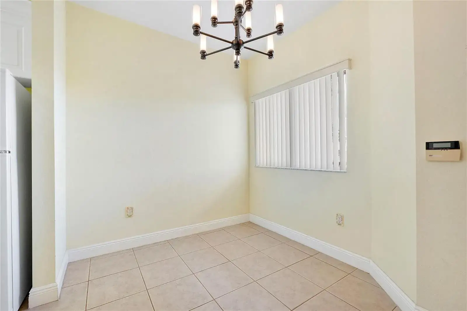 7765 Yardley Drive # 403, Fort Lauderdale FL 33321 photo 2