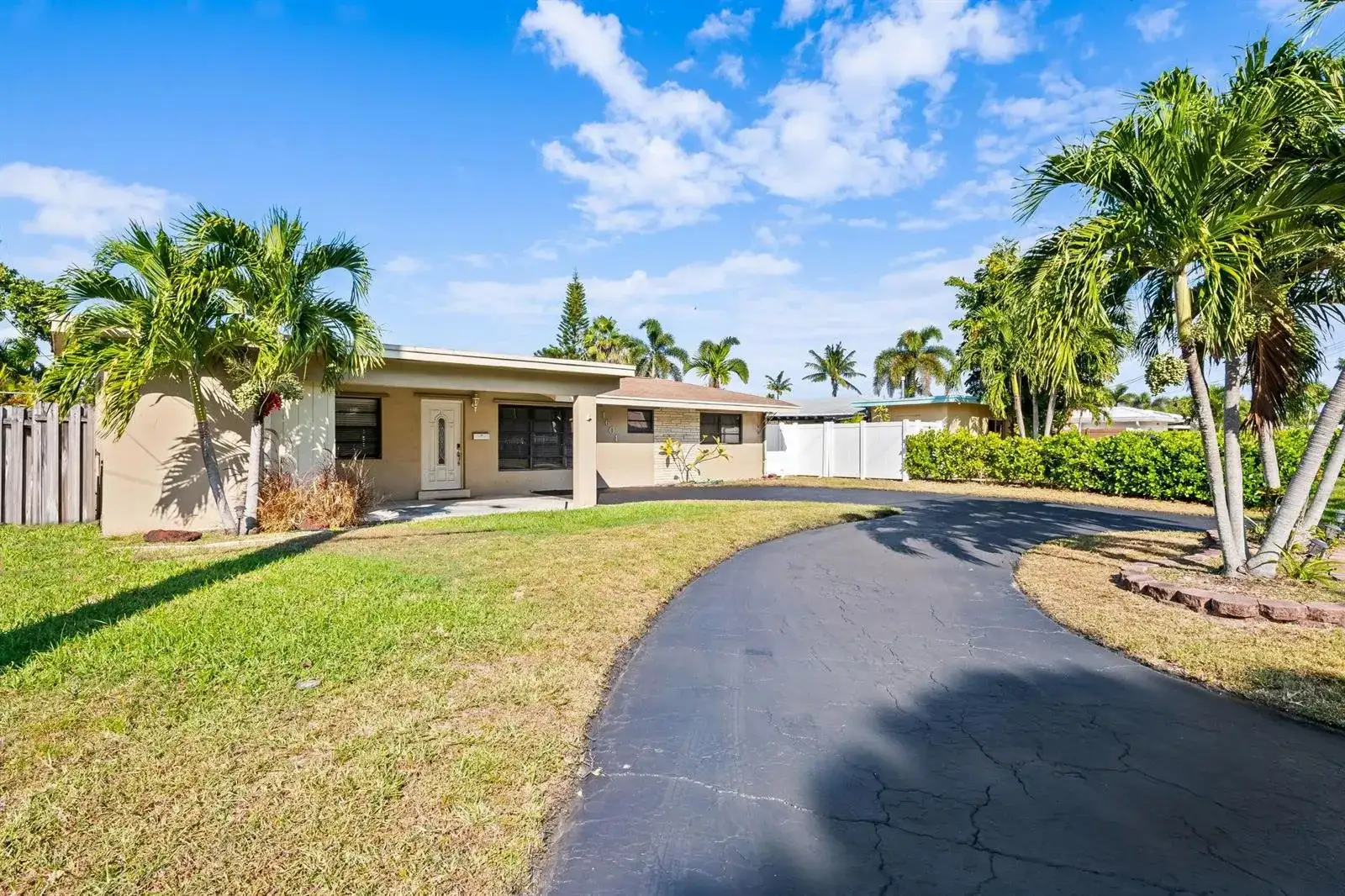 1601 NE 63rd Street, Fort Lauderdale FL 33334 photo 4