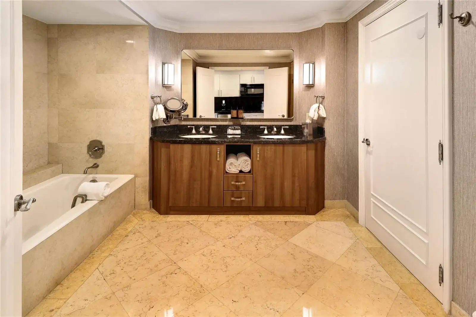601 N Ft Lauderdale Bch Boulevard # 905, Fort Lauderdale FL 33304 photo 3