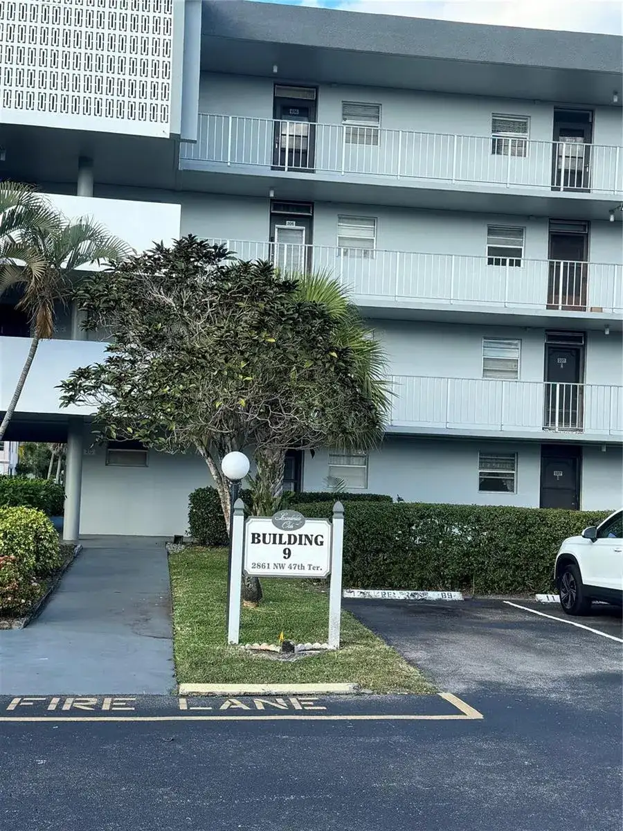 2861 NW 47th Terrace # 104B, Fort Lauderdale FL 33313