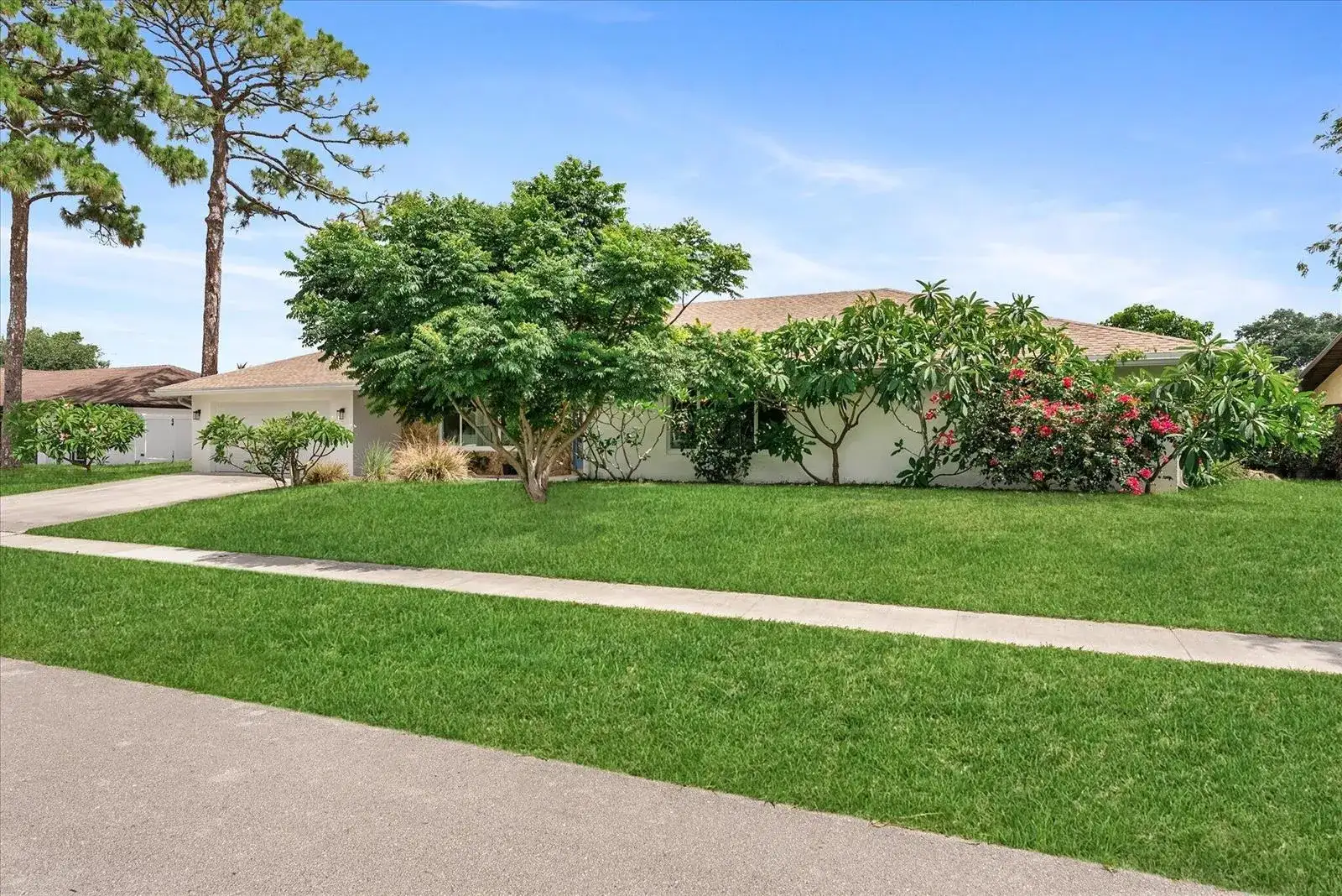 4811 Dorchester Mews, Haverhill FL 33415 photo 4