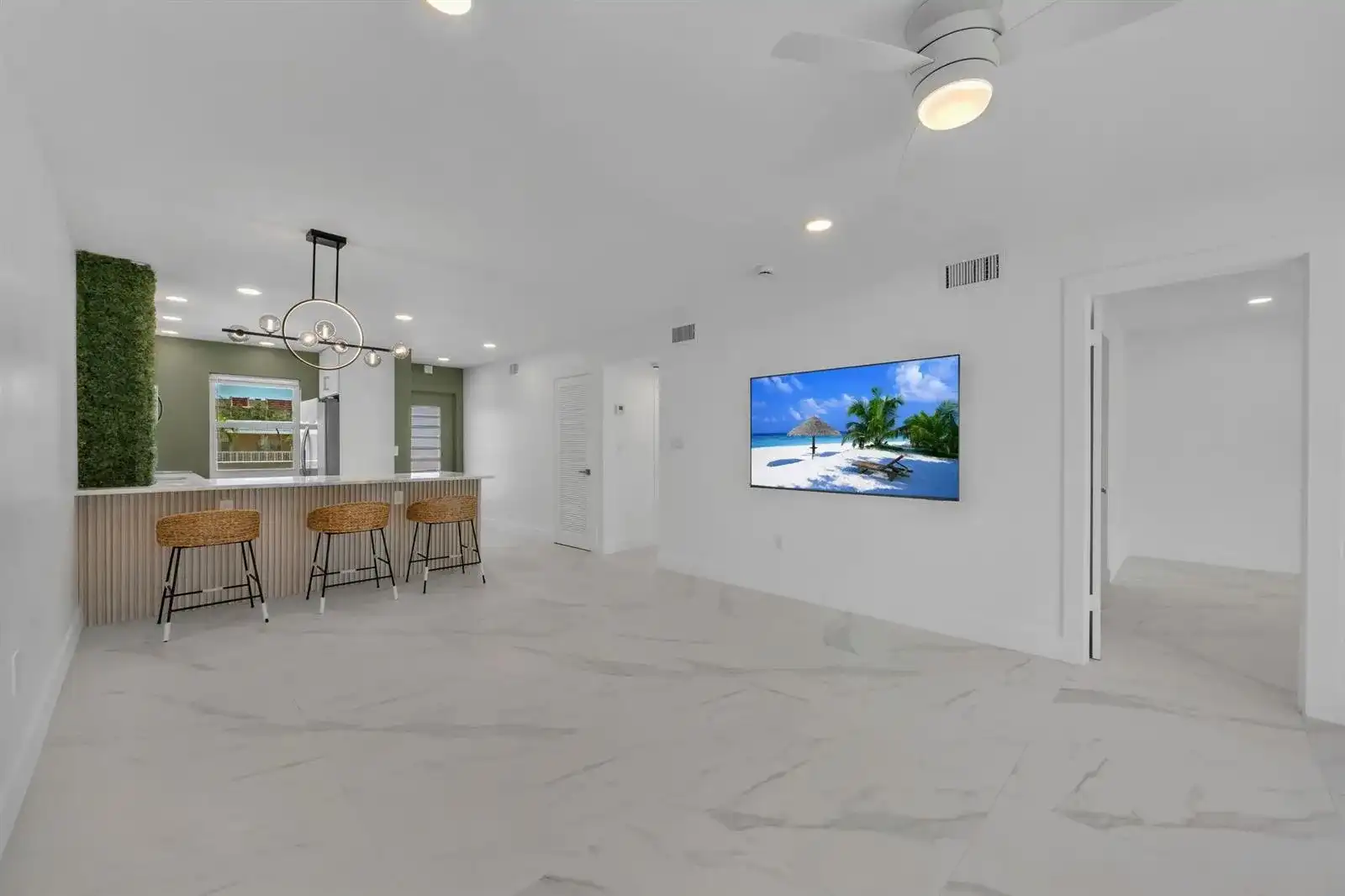 9818 Marina Boulevard # 1225, Boca Raton FL 33428