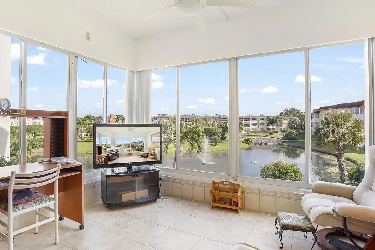 3500 NW 48th Avenue # 513, Lauderdale Lakes FL 33319