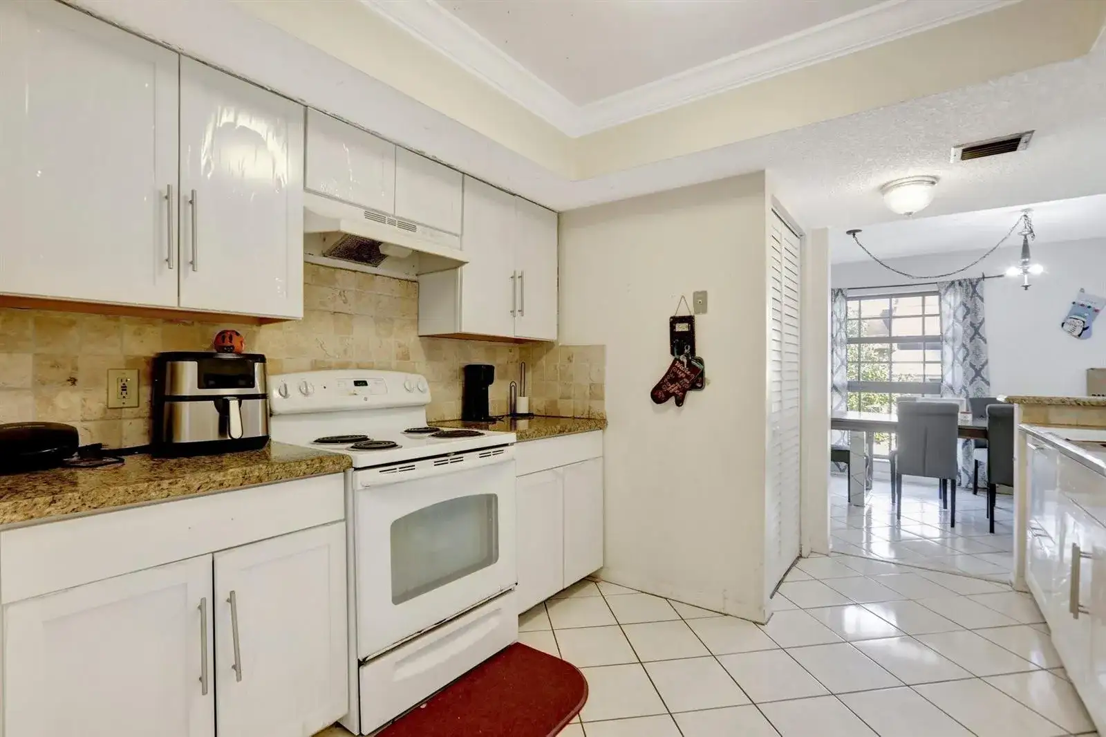 5570 NW 44th Street # 518a, Lauderhill FL 33319 photo 2