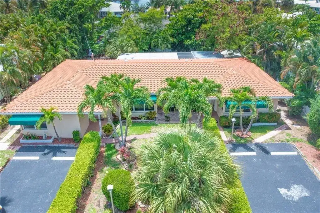 2613-2615 NE 33rd Avenue, Fort Lauderdale FL 33308