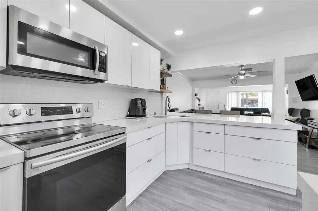 2535 Sherman Street, Hollywood FL 33020