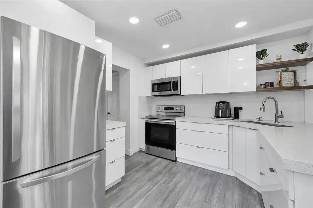 2535 Sherman Street, Hollywood FL 33020 photo 2