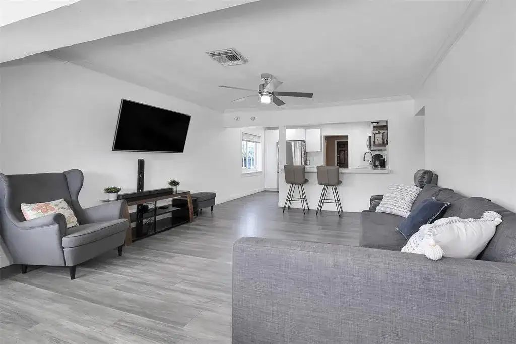 2535 Sherman Street, Hollywood FL 33020 photo 3