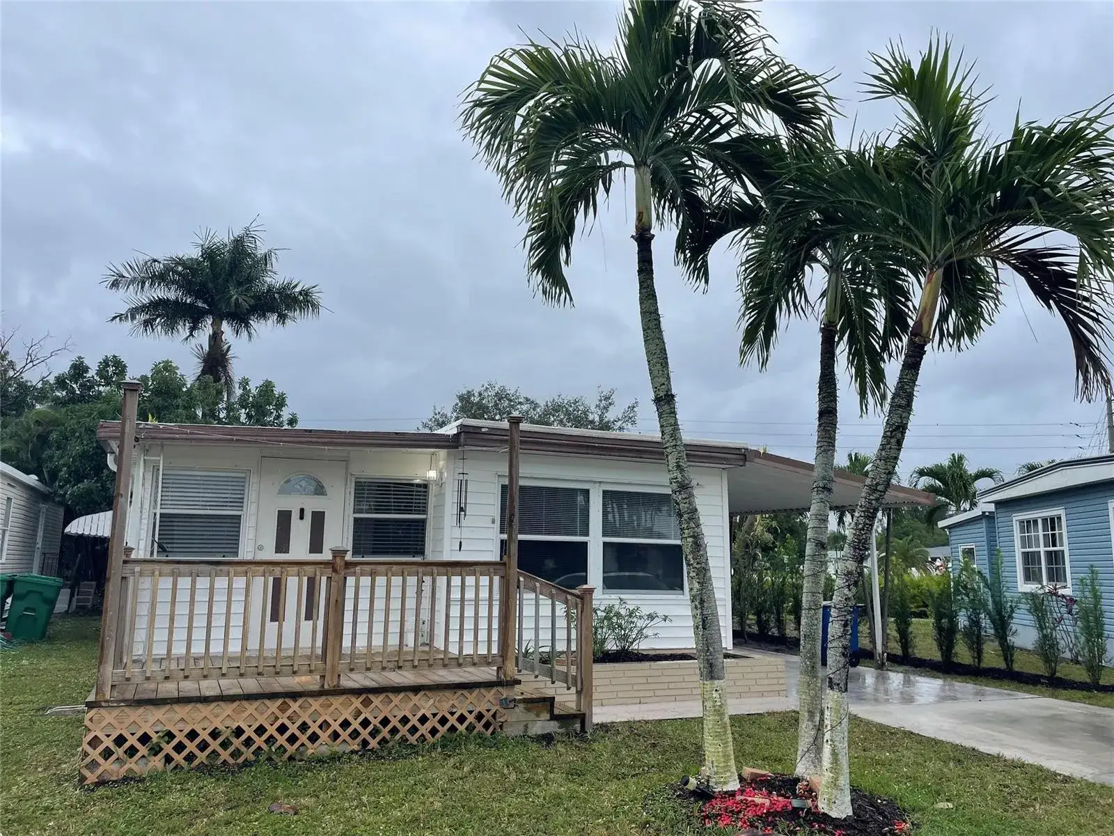 8580 SW 23rd Place, Davie FL 33324