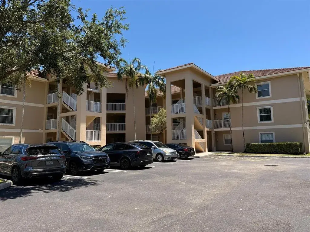 2941 Riverside Drive # 303, Coral Springs FL 33065