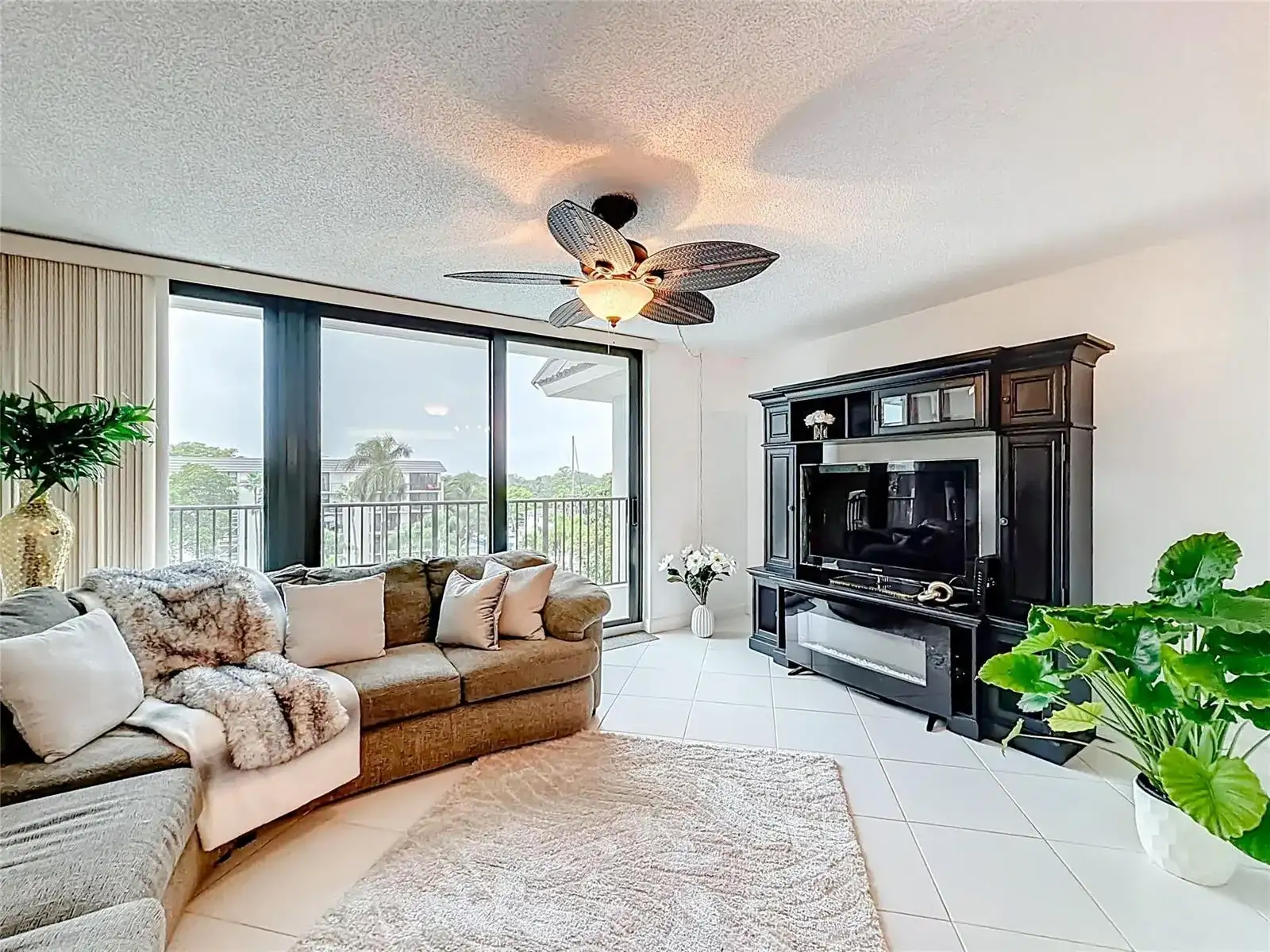 1101 River Reach Drive # 502, Fort Lauderdale FL 33315 photo 4