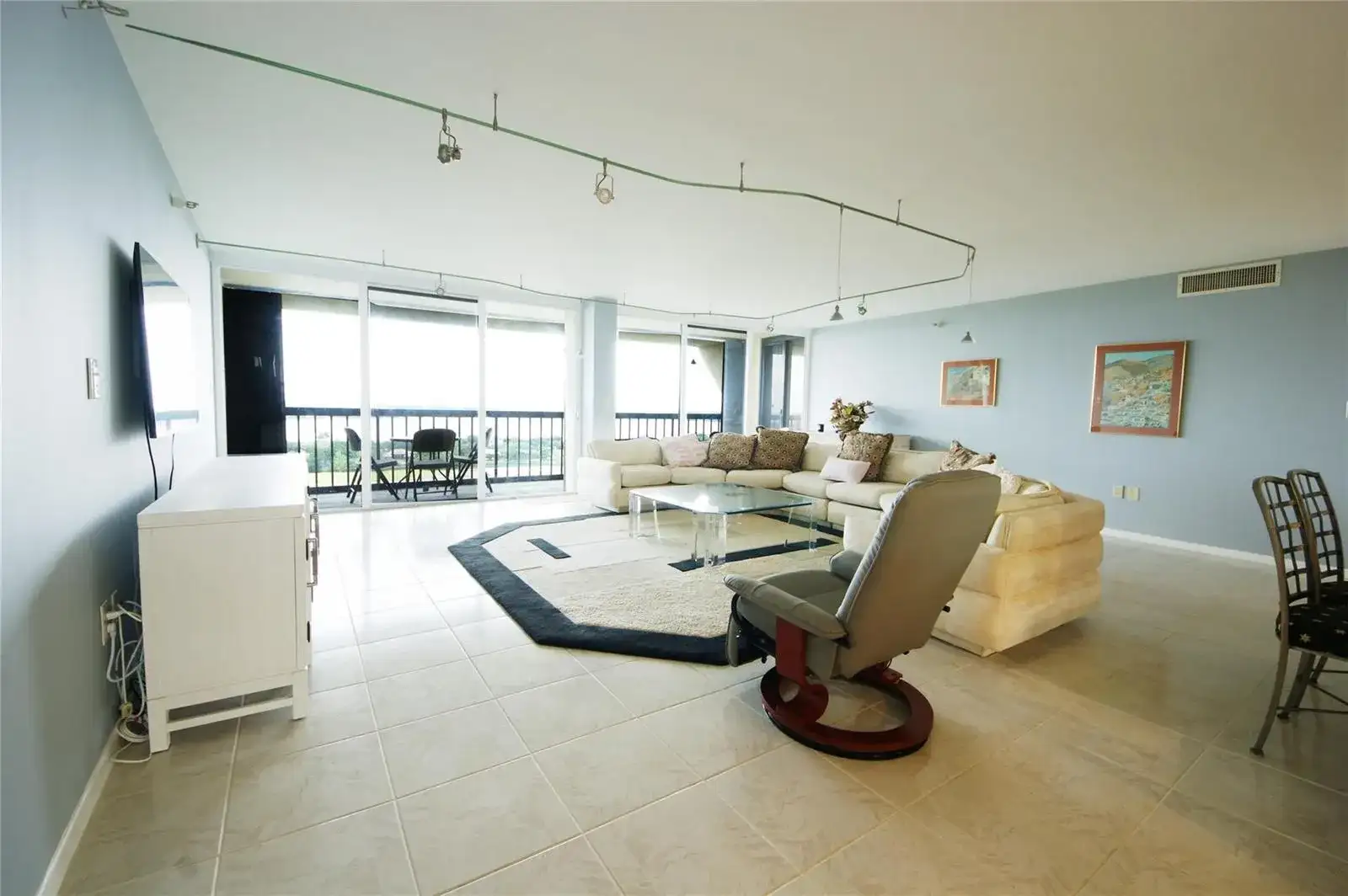 2480 Presidential Way # 1903, West Palm Beach FL 33401 photo 4