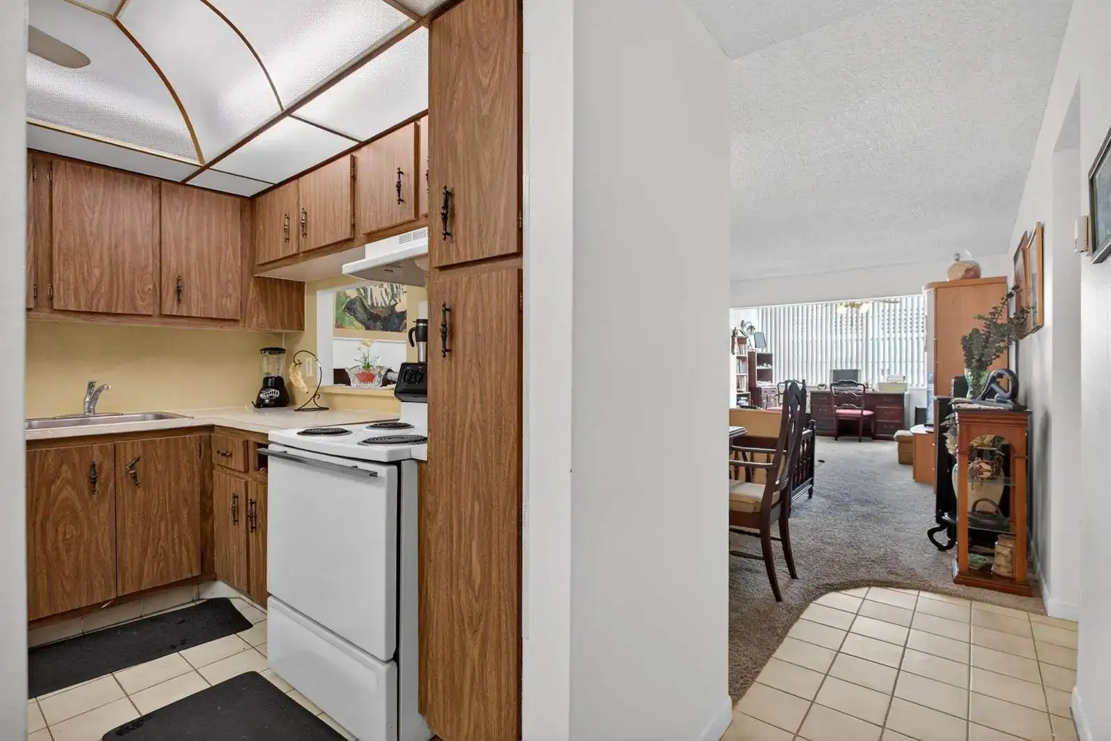 3050 Holiday Springs Boulevard # 108, Margate FL 33063 photo 4