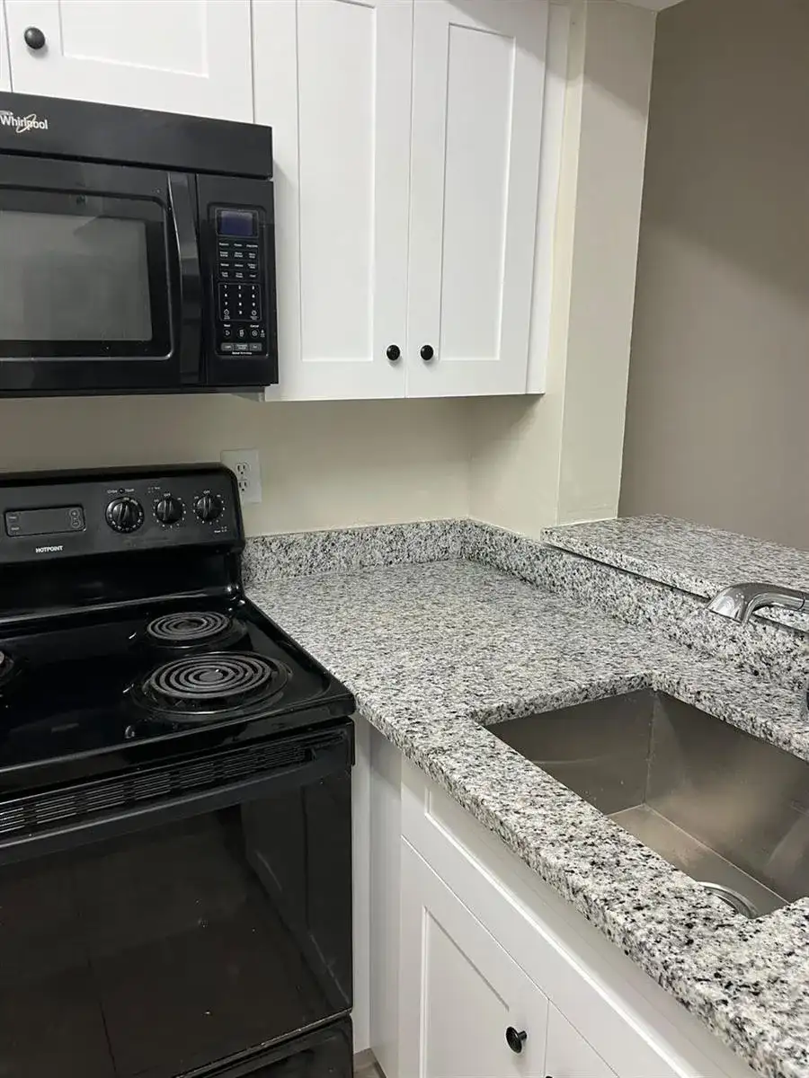7027 W Sunrise Boulevard # 7027, Plantation FL 33313 photo 2
