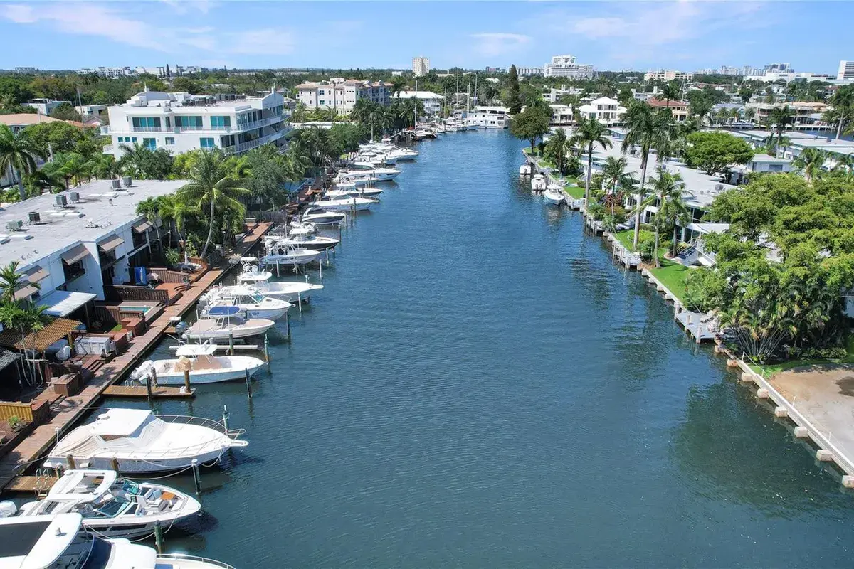 424 Hendricks Isle # 6, Fort Lauderdale FL 33301
