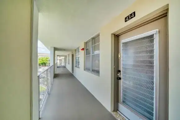 2998 NW 48th Terrace # 434, Lauderdale Lakes FL 33313 photo 4