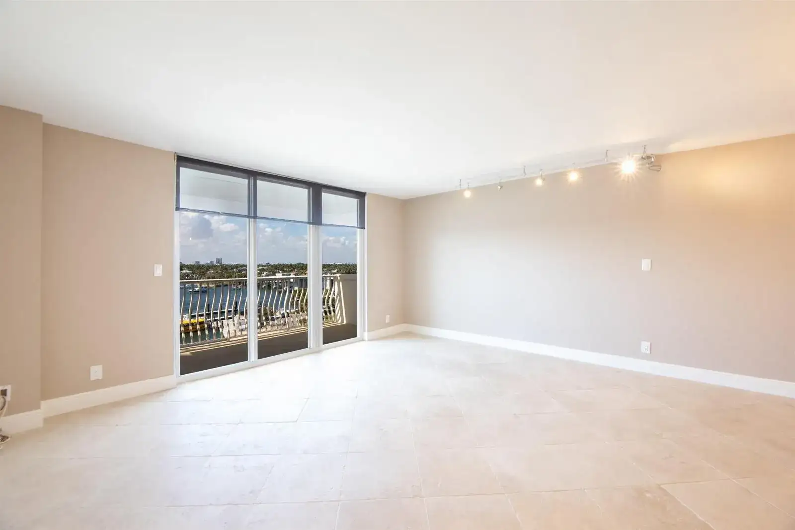 1 Las Olas Circle # 605, Fort Lauderdale FL 33316 photo 3
