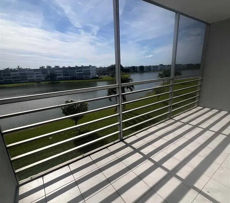 3050 Wolverton C # 3050, Boca Raton FL 33434
