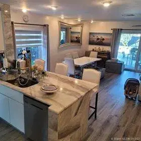 9335 NW 45th Street # 9335, Sunrise FL 33351