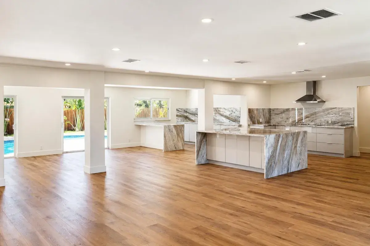 4815 Cleveland Street, Hollywood FL 33021