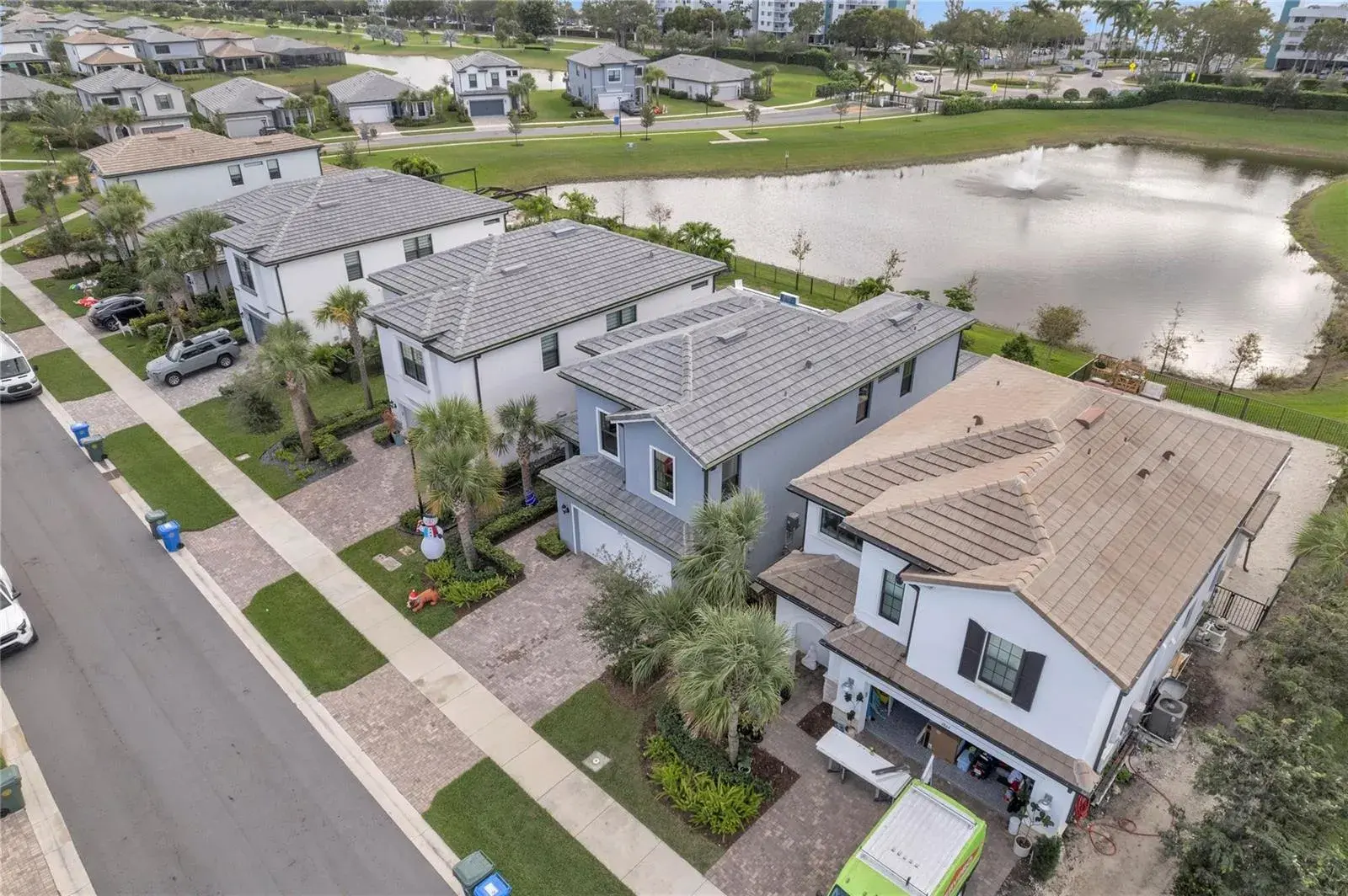 2854 Primrose Place, Oakland Park FL 33309