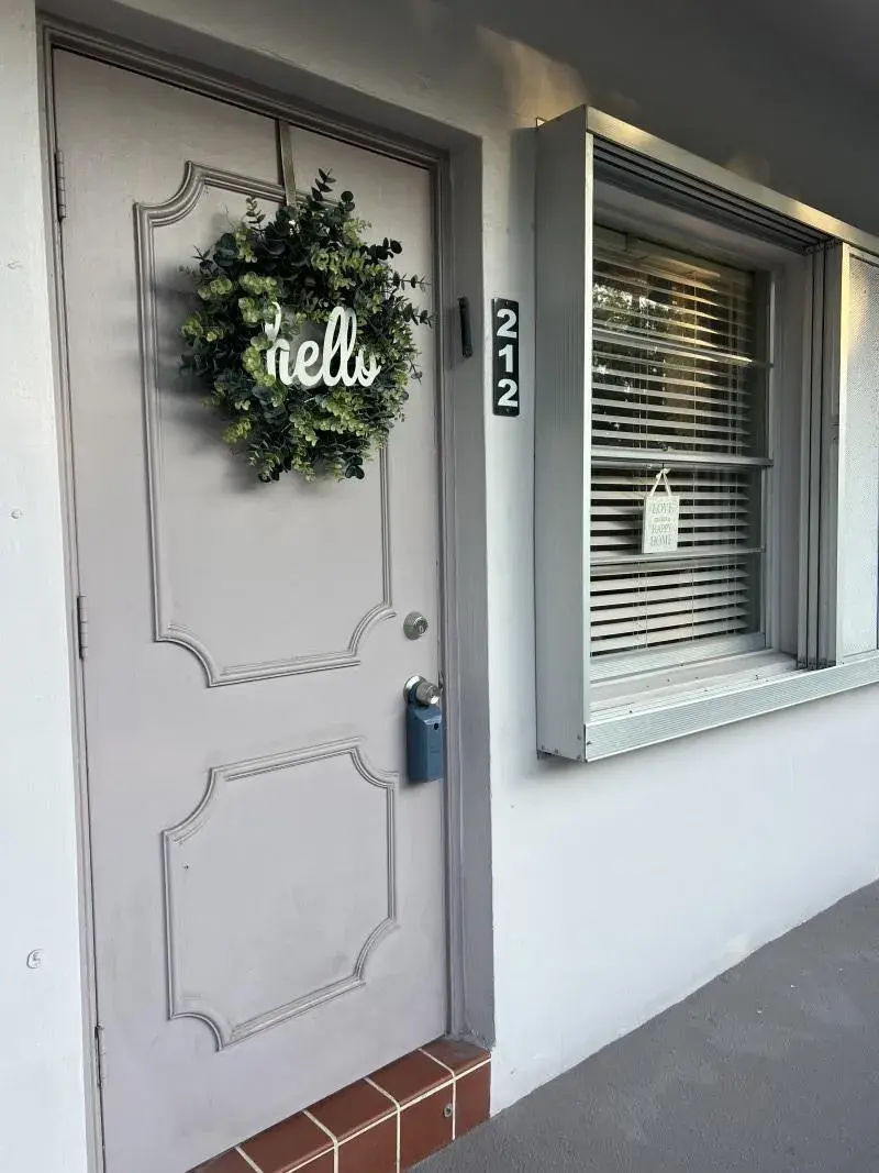 700 Layne Bl # 212, Hallandale Beach FL 33009