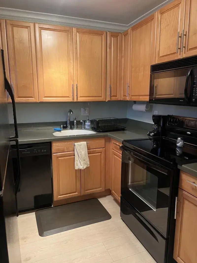 700 Layne Bl # 212, Hallandale Beach FL 33009