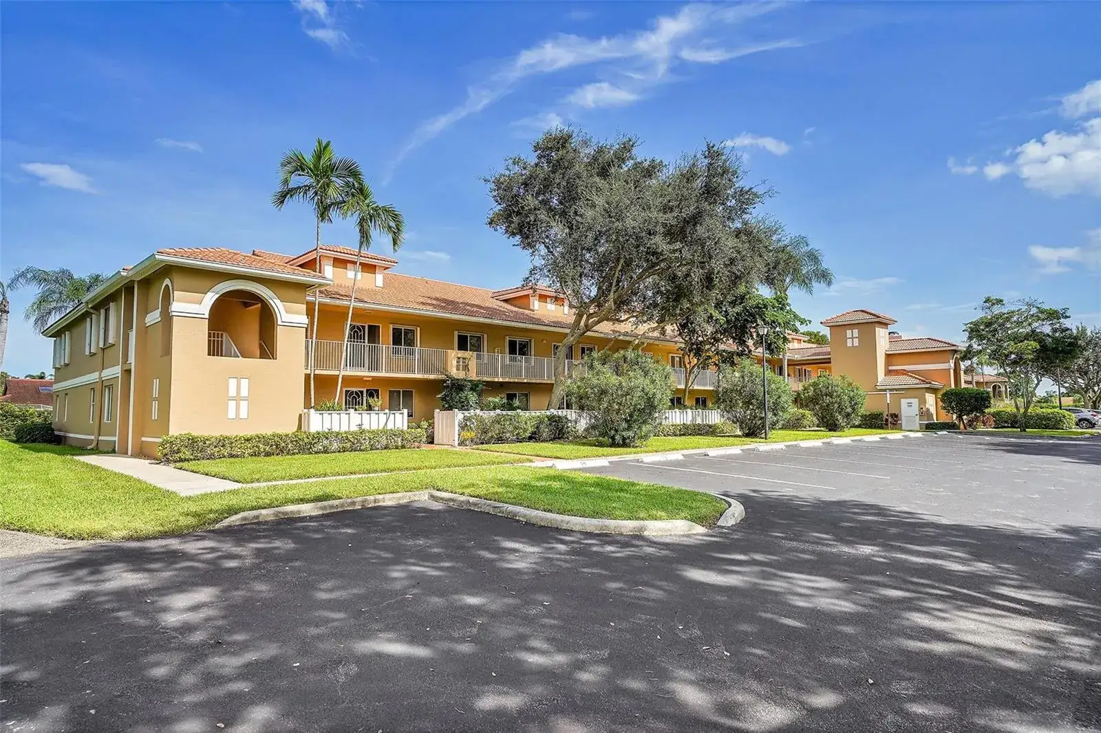 5876 Regal Glen Drive # 201, Boynton Beach FL 33437