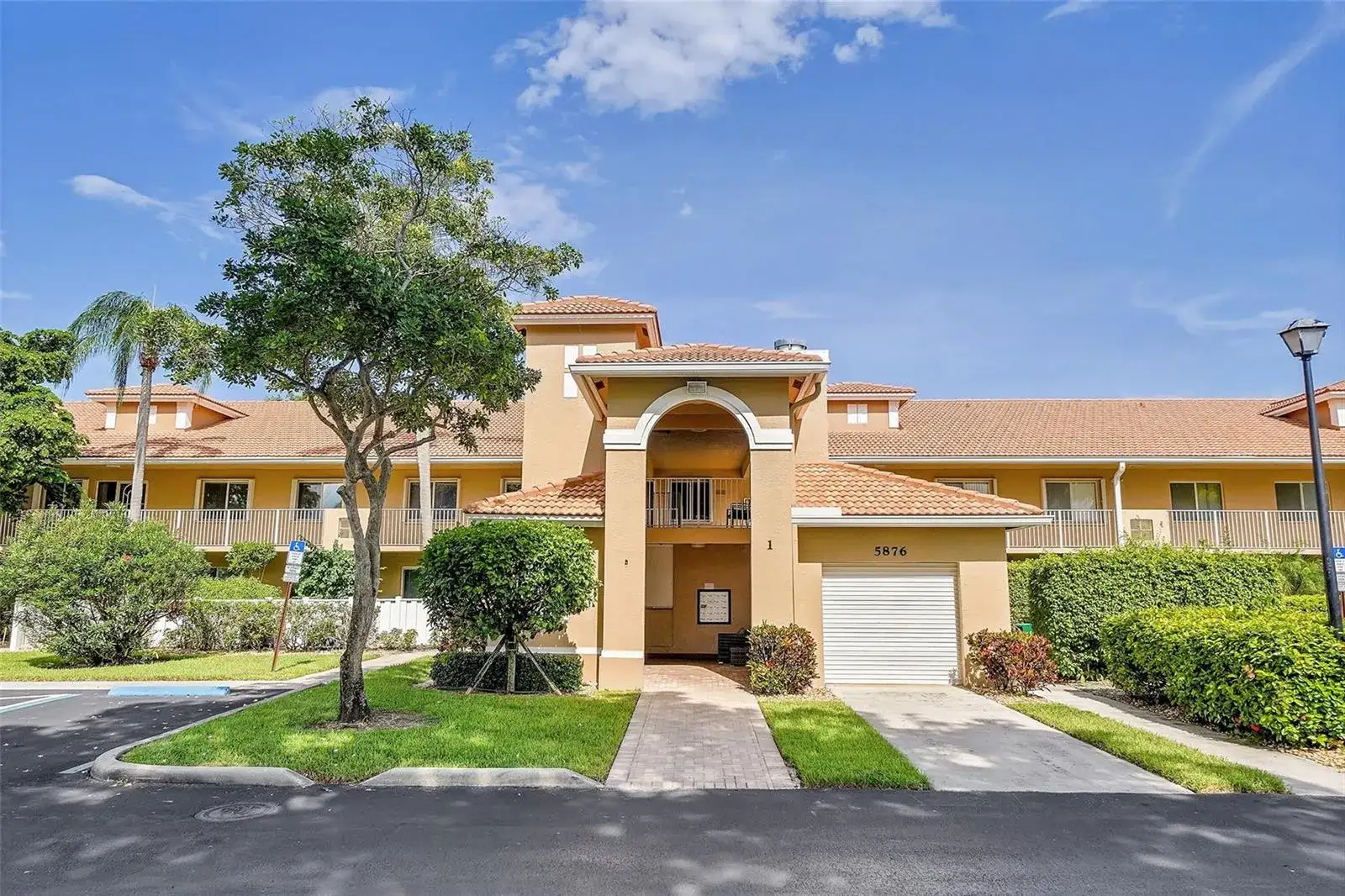 5876 Regal Glen Drive # 201, Boynton Beach FL 33437 photo 3