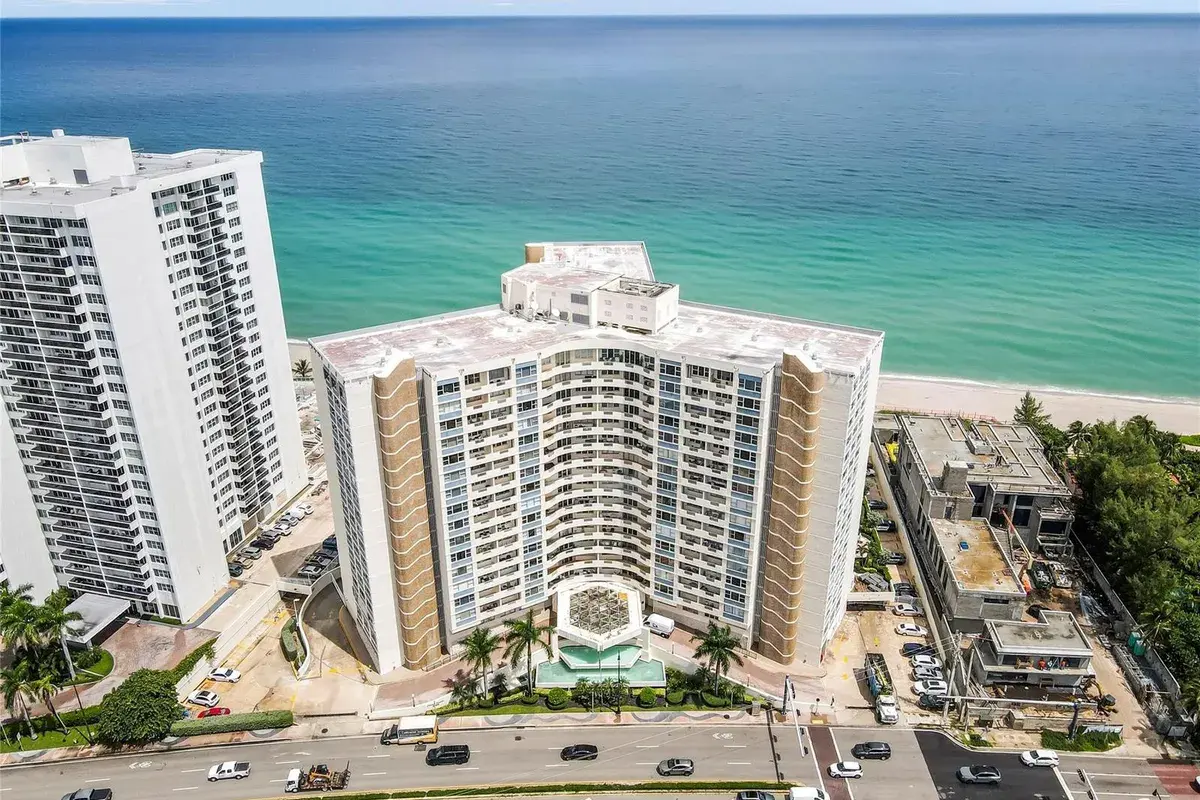 3180 S Ocean Drive # 517, Hallandale Beach FL 33009