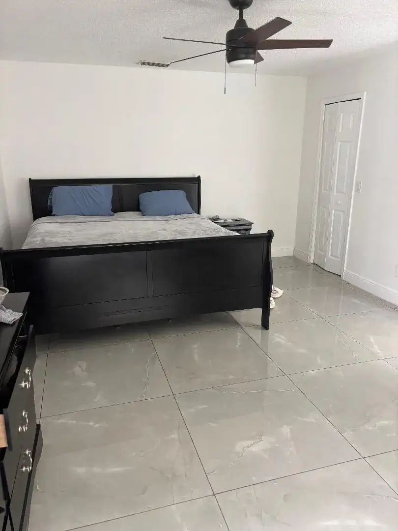 944 SW Del Rio Boulevard, Port St. Lucie FL 34953 photo 5