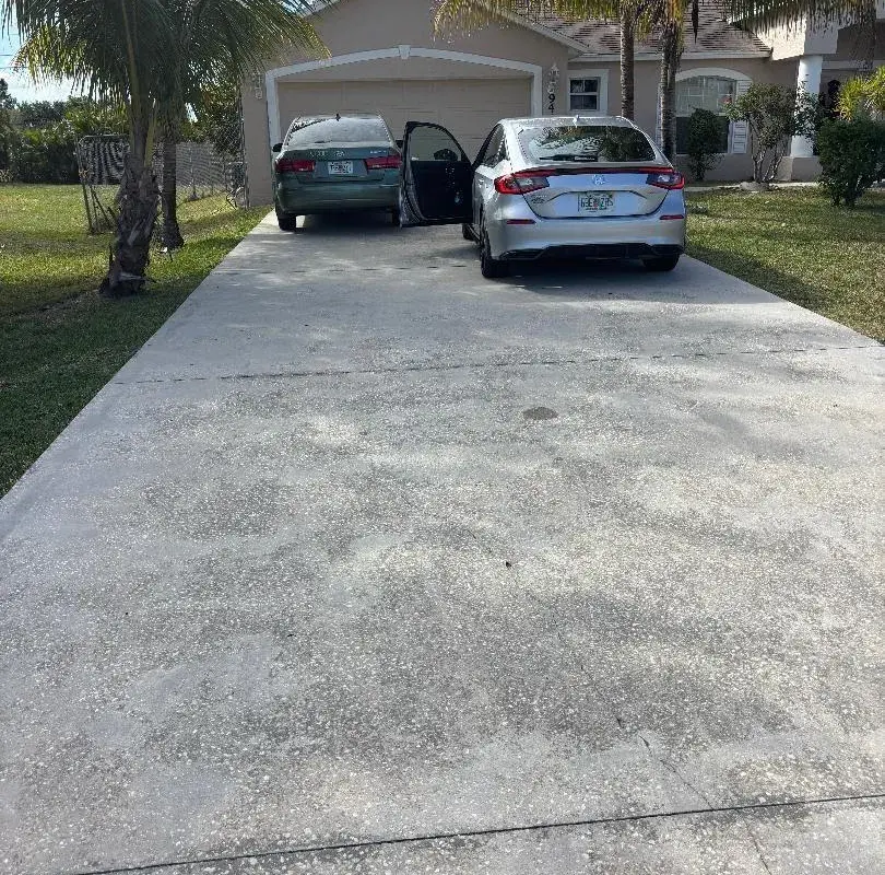 944 SW Del Rio Boulevard, Port St. Lucie FL 34953
