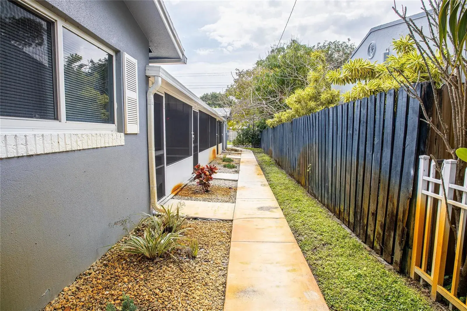 2432 Sherman Street, Hollywood FL 33020