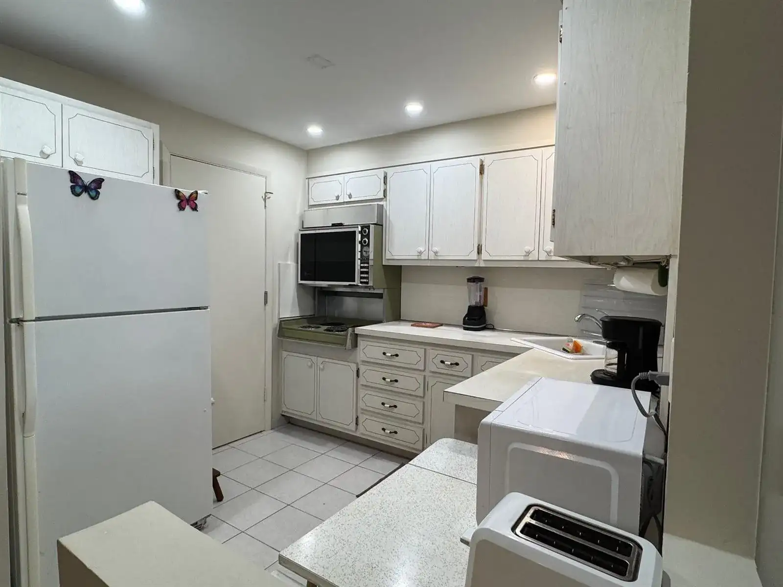 305 N Pompano Beach Boulevard # 507, Pompano Beach FL 33062 photo 2