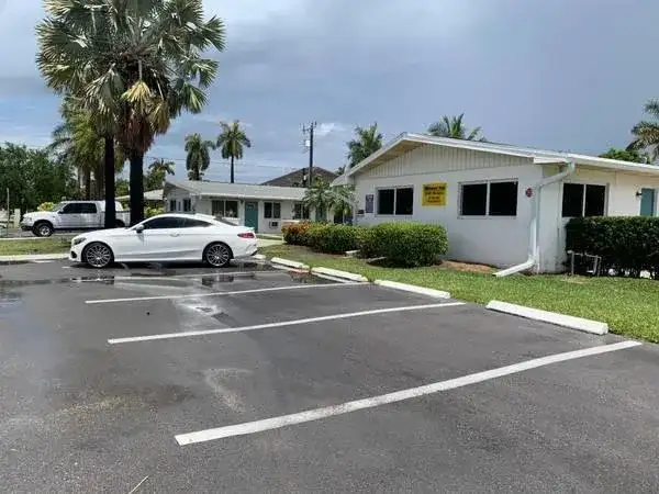 120 NE 10th Avenue # 1, Hallandale Beach FL 33009 photo 5