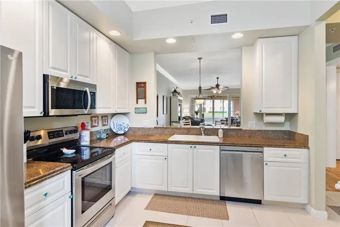 19 Harbour Isle Drive # 106, Hutchinson Island FL 34949 photo 5