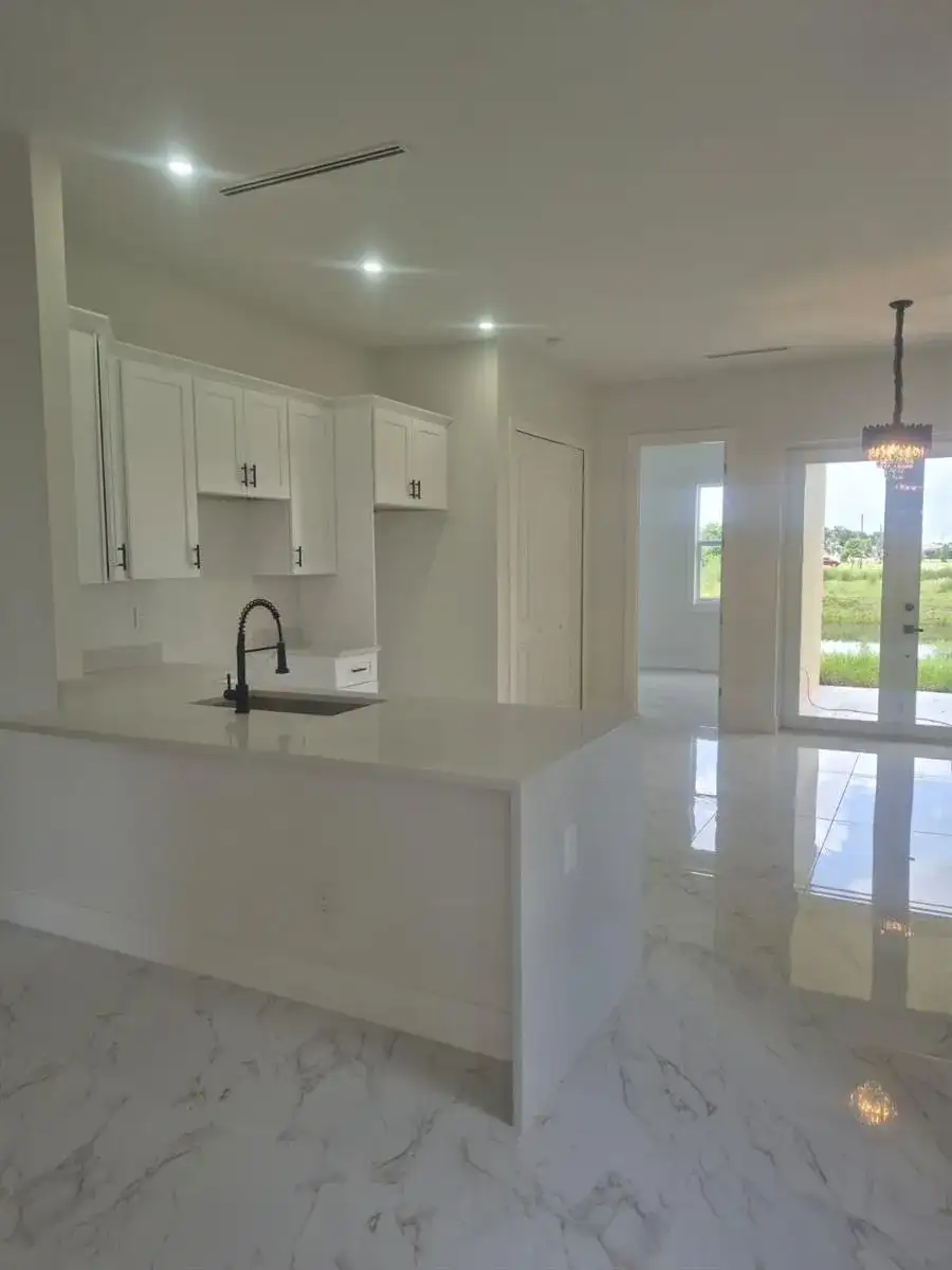546 Pachman Circle, Lehigh Acres FL 33974 photo 4